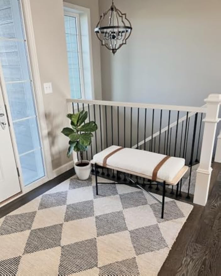Boucle Upholstered Entryway Bench